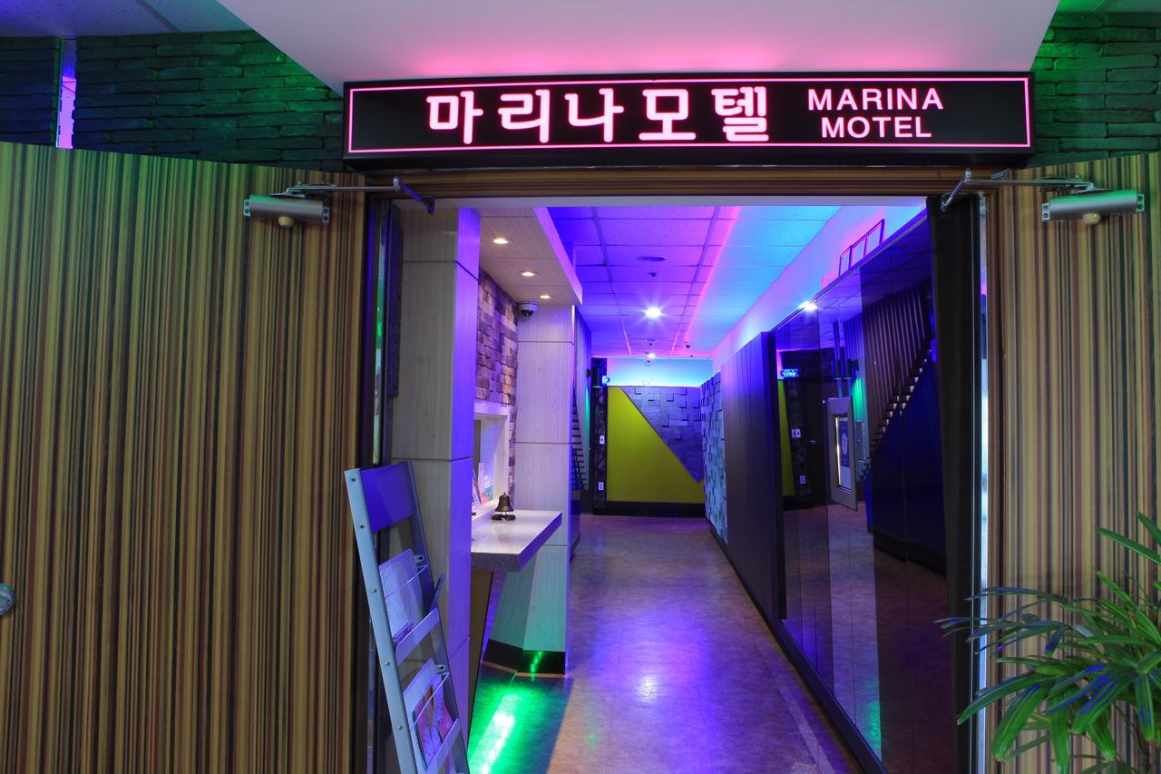 Marina Motel Busan Station Exterior foto